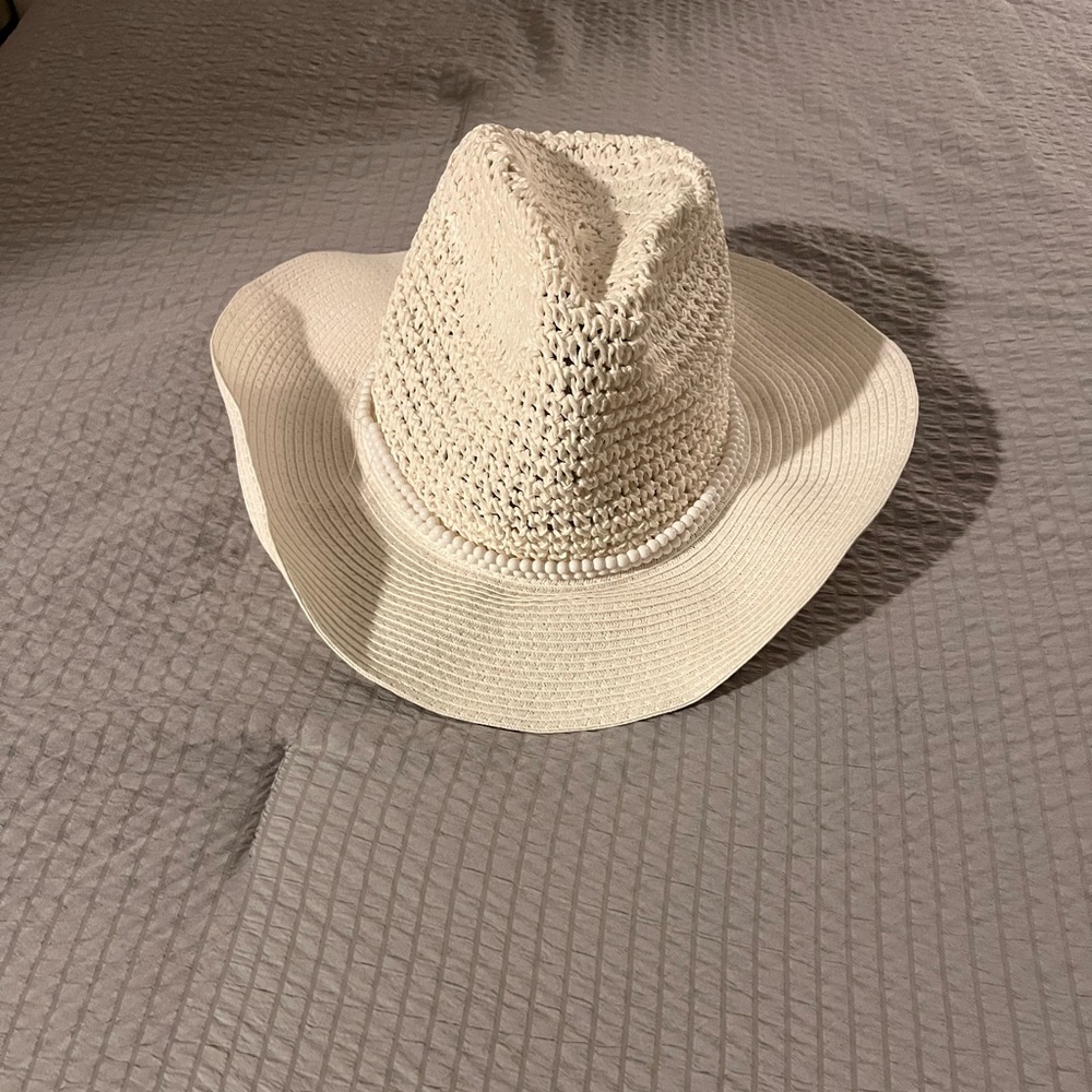 Vince Camuto Cream Straw Hat